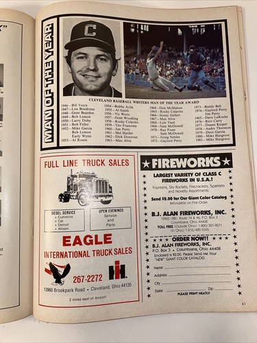 1982 Baseball Cleveland Indians Official Souvenir Program - Picture 12 of 12