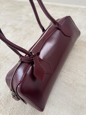 LE TECKEL Inspired Leather Burgundy Small Shoulder Bag