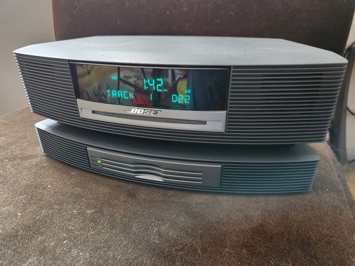 Bose Wave Music System AM/FM Radio w/CD Player & 3-Disc Multi CD