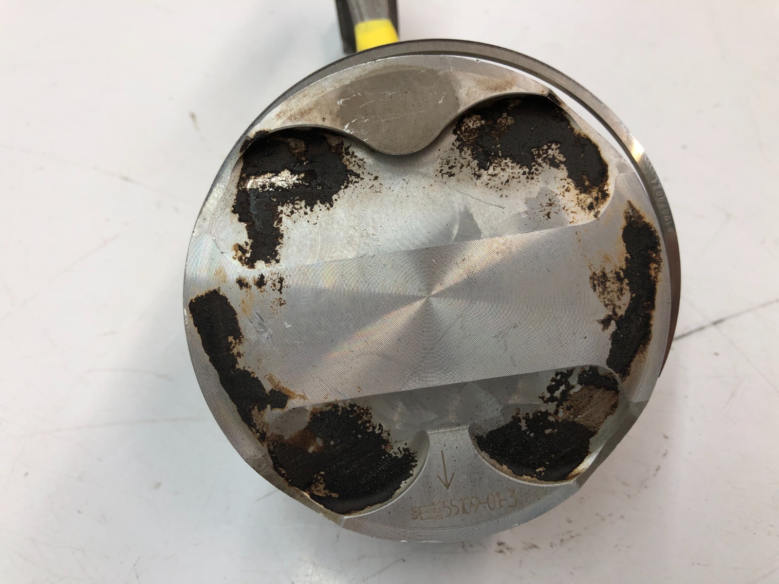 LAMBORGHINI AVENTADOR PISTON HEAD COMPLETE WITH CONNECTING ROD 07M107075J  