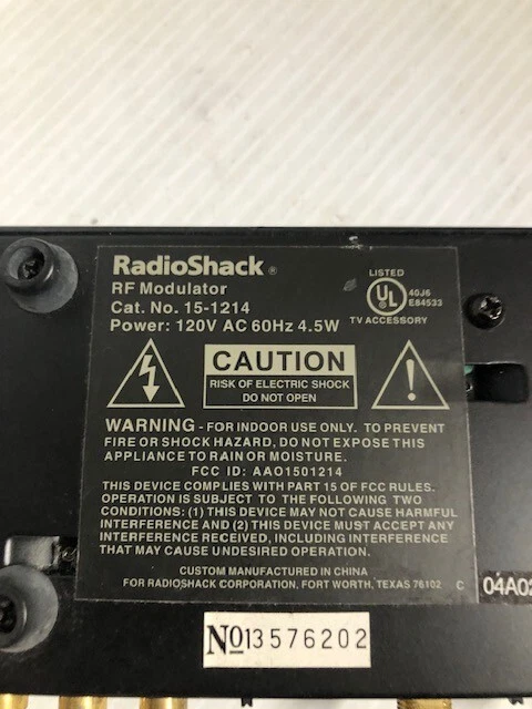 Radio Shack RF Modulator Audio Video Powered Switch Box RCA Coax Model 15-1214 - Image 3 of 4