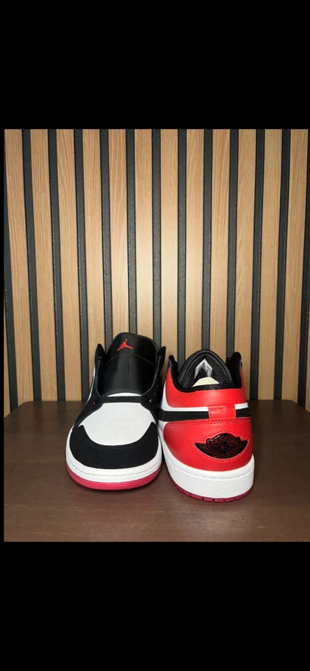 Jordan 1 Low SE Black Toe Mens Brand New IB8971-106 - Image 3 of 4