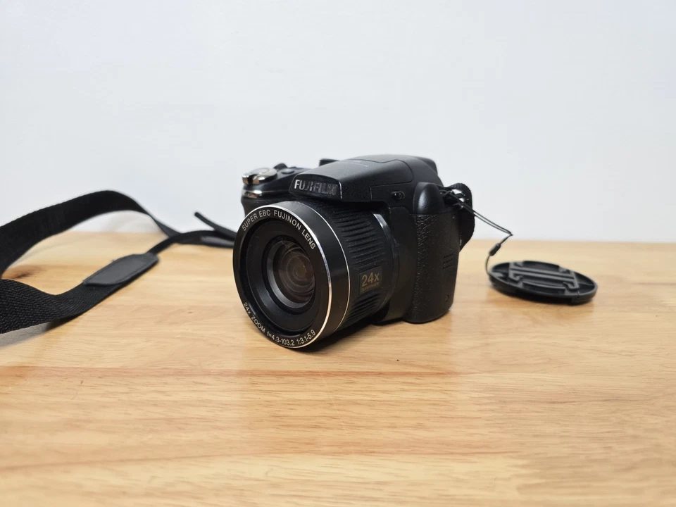 Fujifilm FinePix S3200, photo 3 of 5