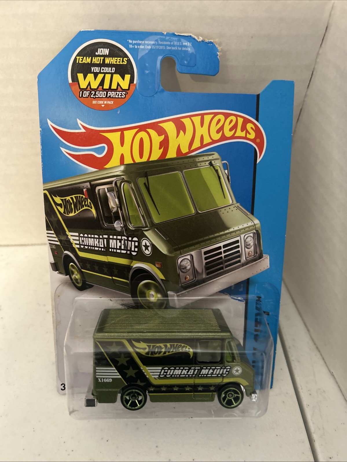 Hot Wheels 2015 HW City Combat Medic #47/250 *Read Description*