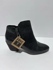 Frye Women’s Judith Double Zip Black Leather Booties, Size 7 M