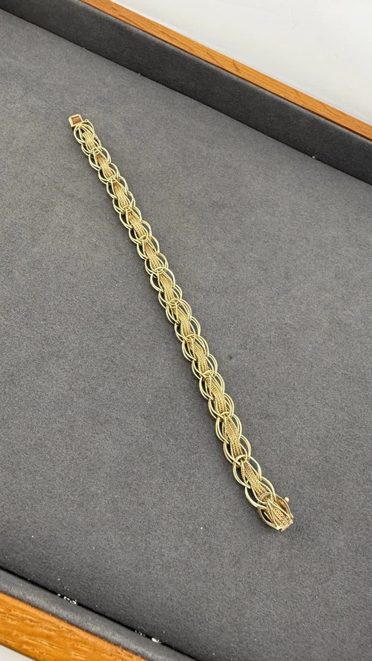 10K Yellow Gold Woven Byzantine Bracelet 11.72g Solid Gold 7.5” Safety Clasp - Image 3 of 4