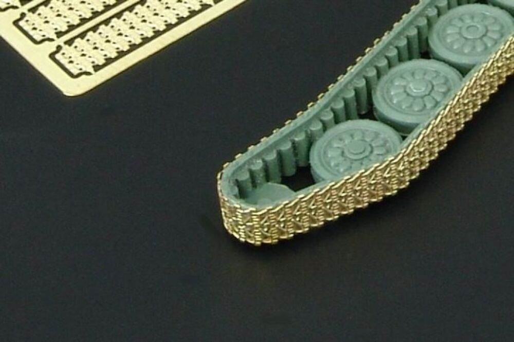 Hauler Models HLR87134 - 1:87 T-72 Tracks - Accessories