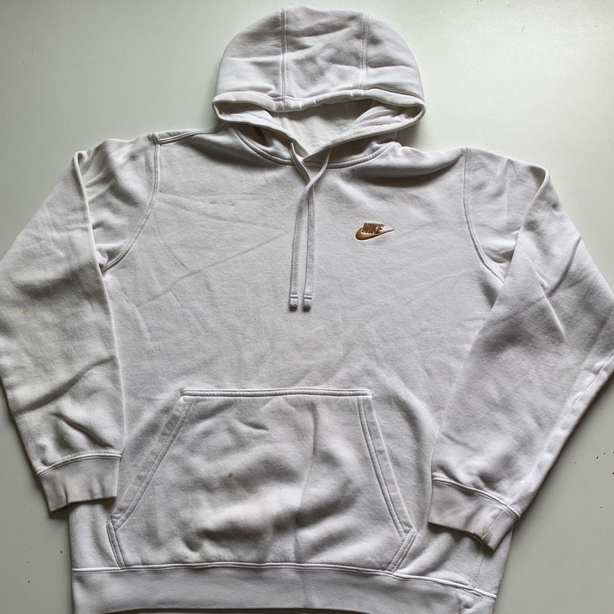Vintage 2000s Nike Embroidered Swoosh Pullover Hoodie Men's Vintage 2000s Nike Embroidered Swoosh Pullover Hoodie Men's