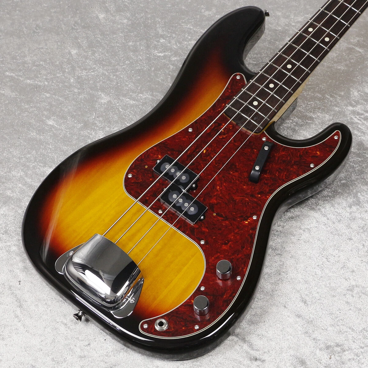 Fender / HAMA OKAMOTO Precision Bass #4 3 Color Sunburst 0bb0gg091-3846  Guitar