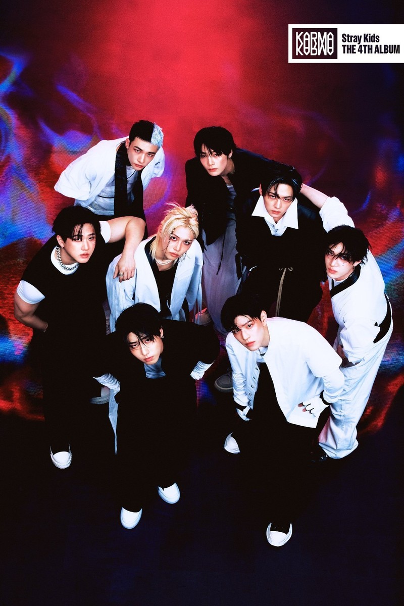 STRAY KIDS 4th Album KARMA ACCORDION Ver. CD+Book+Lyrics+2-Cut