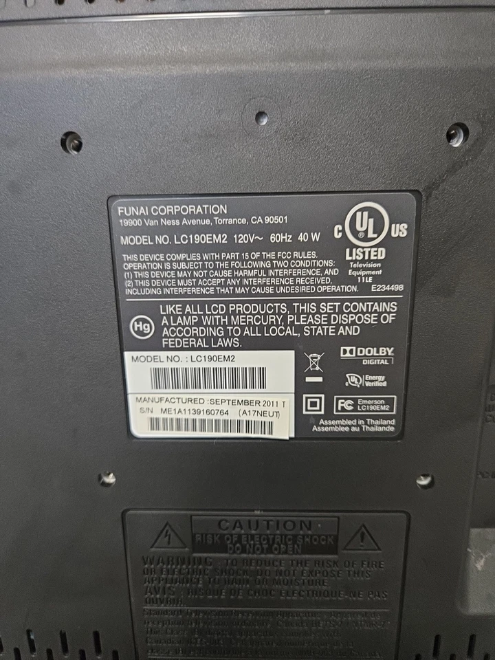 Emerson 19” TV LC195EM82 LCD Color Television  - Black 2011 - Image 4 of 4