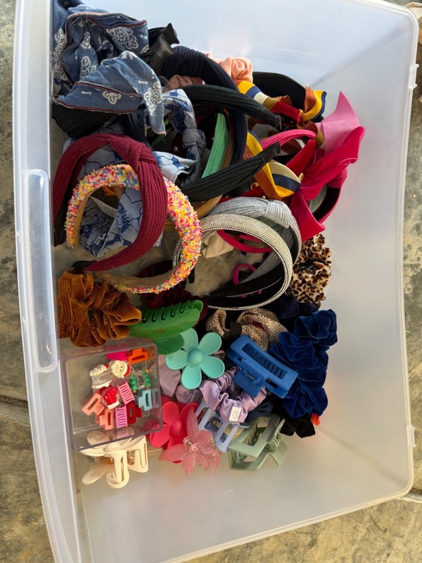 hair accessories lot