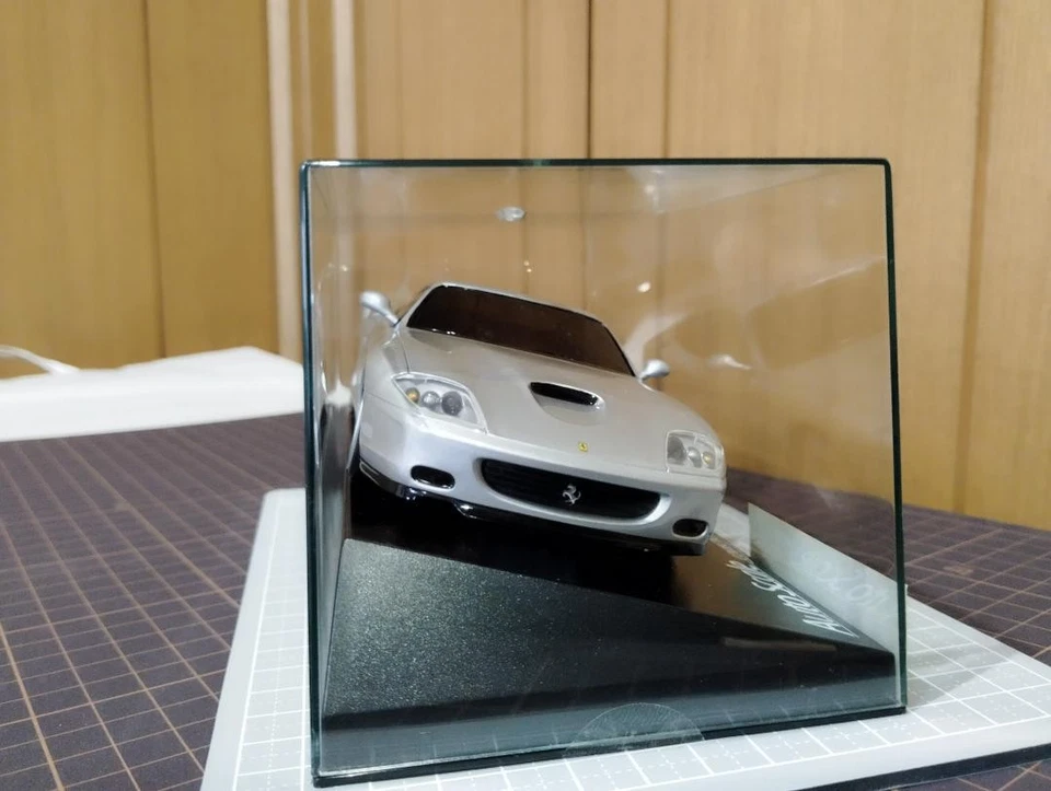 Mini-Z ASC Ferrari 575M Maranello carrocería plateada MR-02-RM estado sin usar Foto 3 de 4