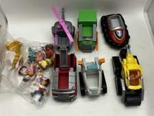 Paw Patrol Lot Of Figures and Vehicles Set Fire Truck Helicopter Zuma Marshall