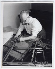 Foto de prensa original 1951 de la USAF Chart Making The Pantagraver trazando el camino