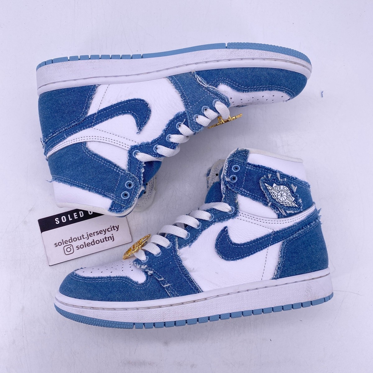 Air Jordan (W) 1 High 