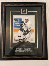 Evgeni Malkin Pittsburgh Penguins Signed 8x10 Memorabilia Collector Frame Auto