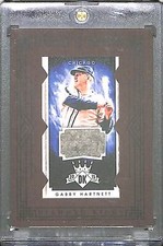 2015 Panini Diamond Kings Framed Relic #52 Gabby Hartnett No 30 of 49