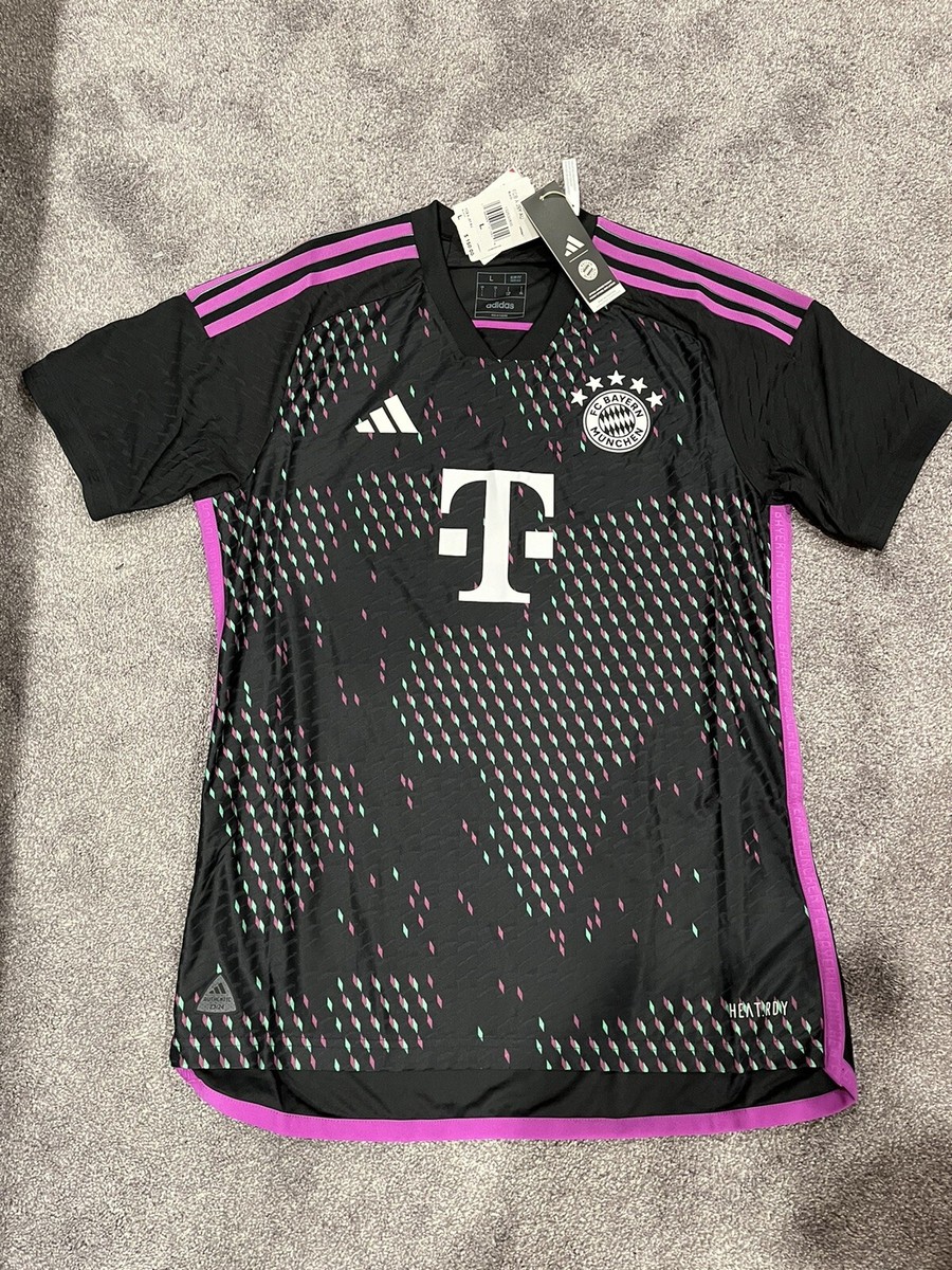 Adidas FC Bayern Munchen 23/24 Authentic Soccer Jersey Mens Sz