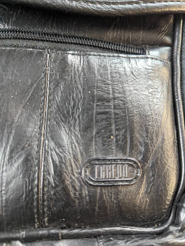 Estuche de transporte de cuero para cámaras Laredo, Discman, juegos color negro Foto 2 de 4