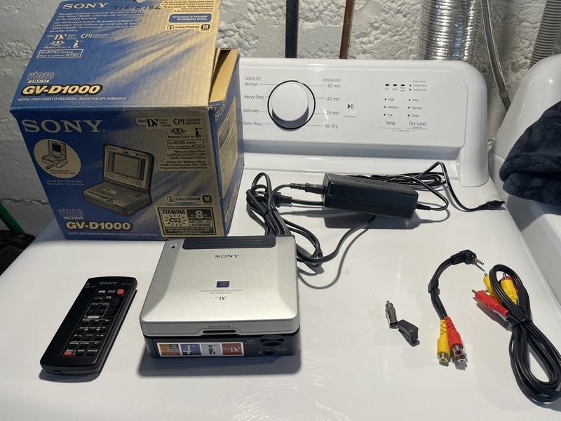 Sony GV-D1000 MiniDV Video player  for NTSC