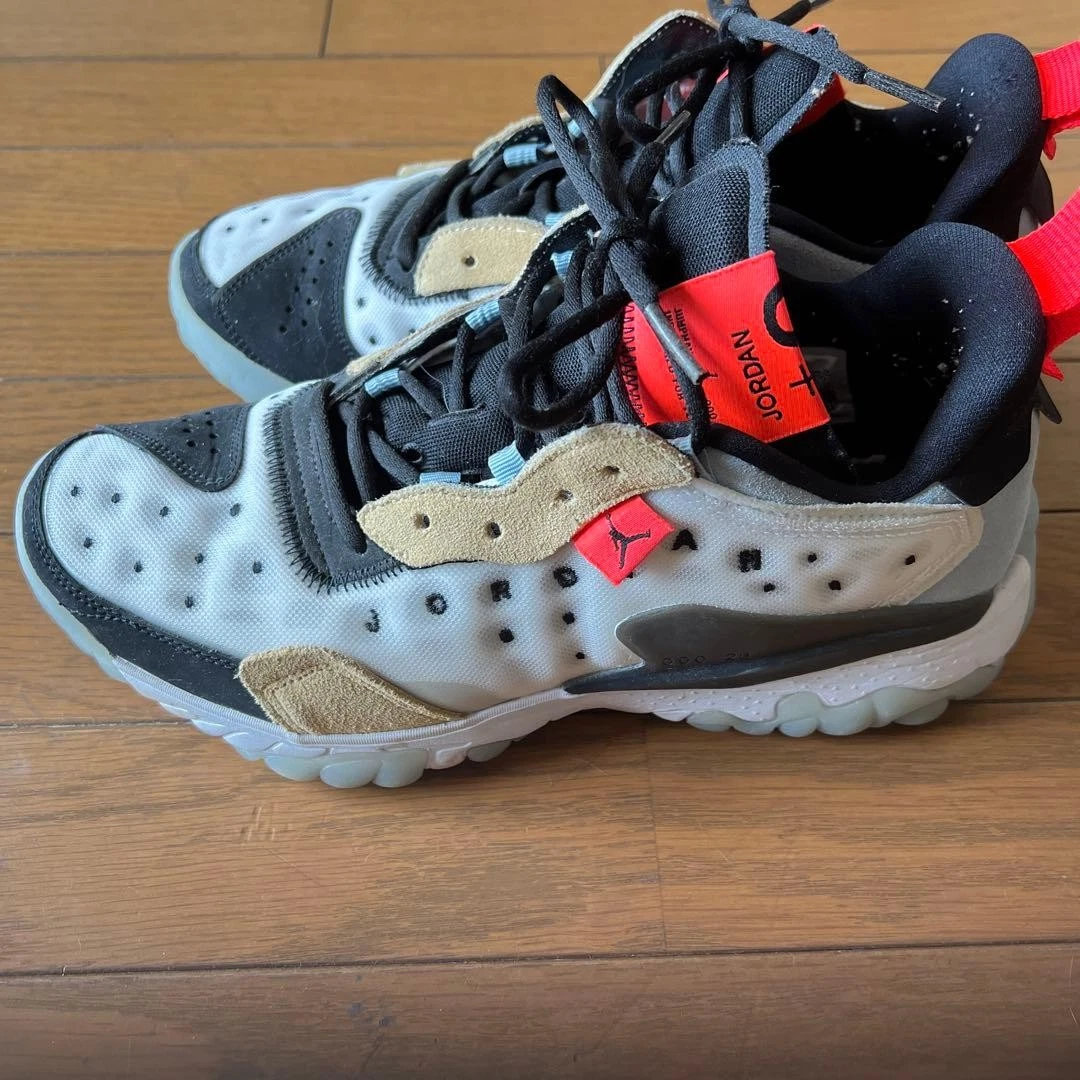 Jordan Delta White Vast Grey for Sale | Authenticity Guaranteed | eBay