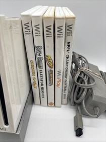 Nintendo RVL-101 Wii Console W/ 5 Games - TESTED & WORKING Cosmetic Flaws