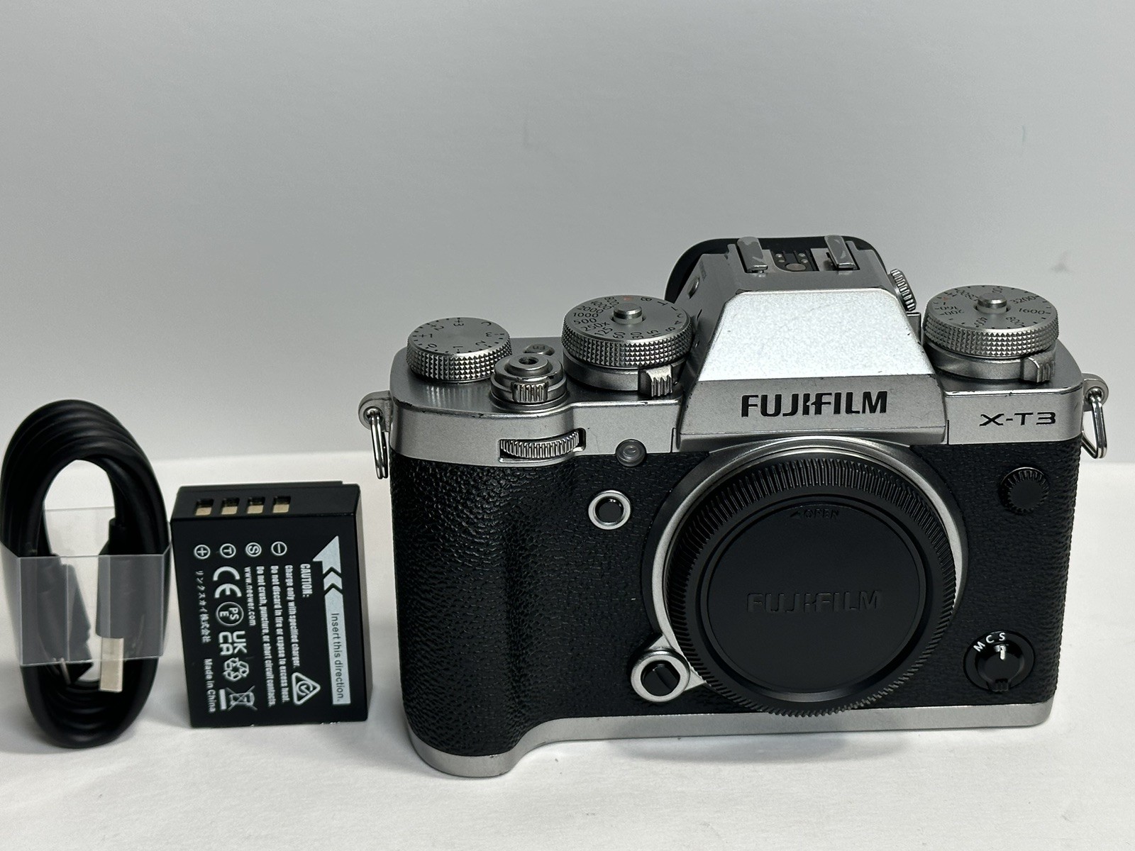 Fuji X-T3 vintage camera equipment - eBay listing photo 2