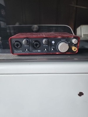 Focusrite Scarlett 2i2 2-Channel USB Audio Interface - AMS-SCARLETT-2I2-2ND-GEN