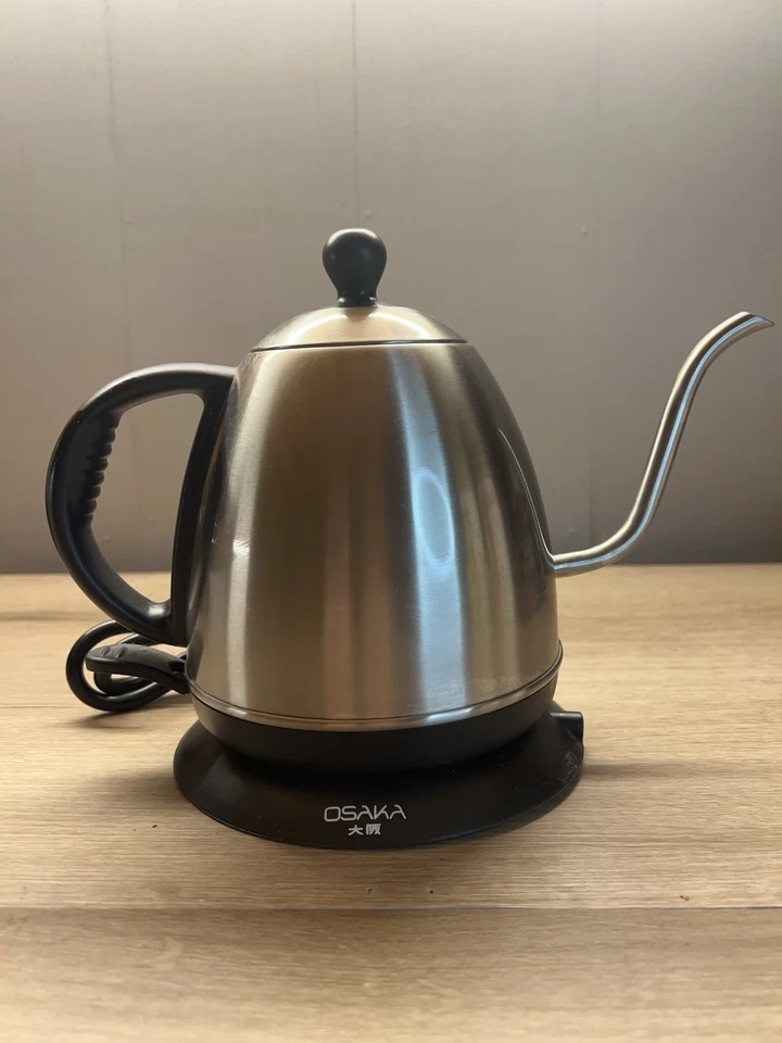 Hervidor eléctrico de cuello de cisne Osaka 1 litro probado de ebullición rápida funcionando Foto 3 de 4