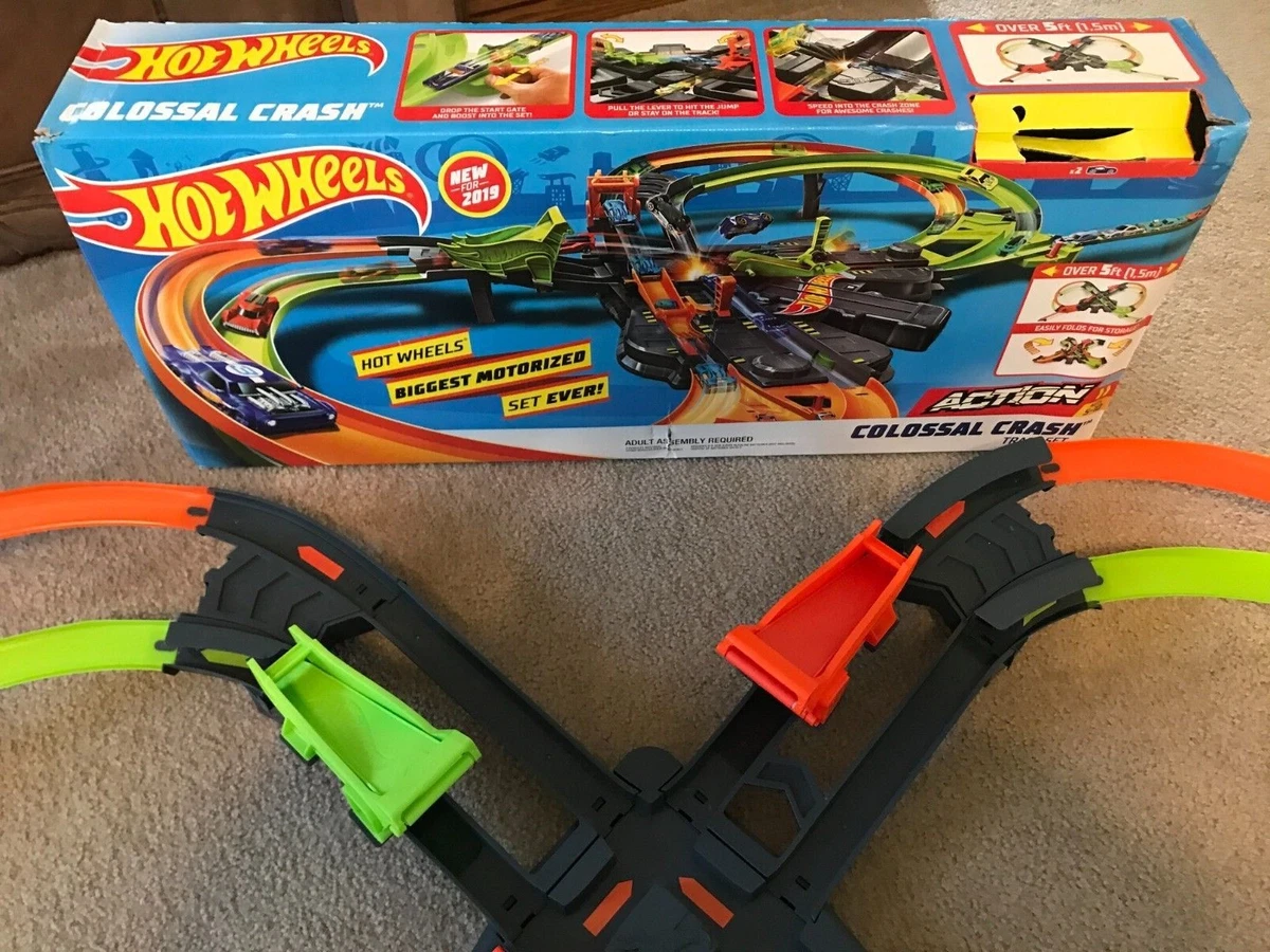 Hot Wheels Colossal Crash Track Set in 2023  Hot wheels, Mattel hot wheels,  Hot wheels track