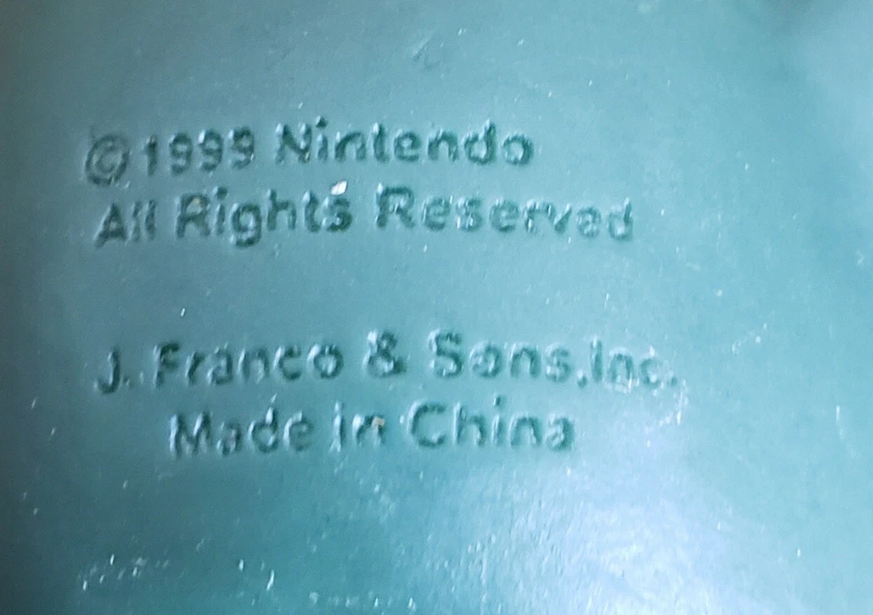 POKEMON SNORLAX brinquedo aquático banho esguicho de borracha Nintendo 2" J Franco & Sons 1999 quase perfeito - Imagem 3 de 3