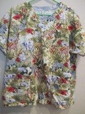 Homemade No Label Scrubs Top Green Red Giraffes Rhinos Zebra 2 Pockets 2X
