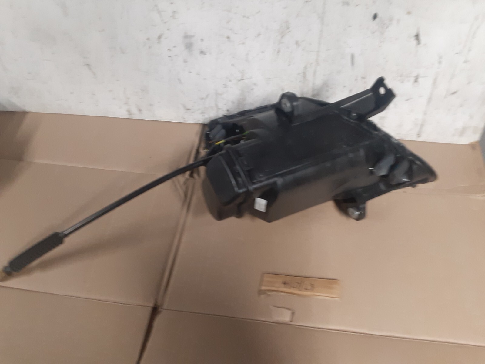 Can-Am OEM Bi Halogen Beam Headlight right Side 710005698 Spyder  