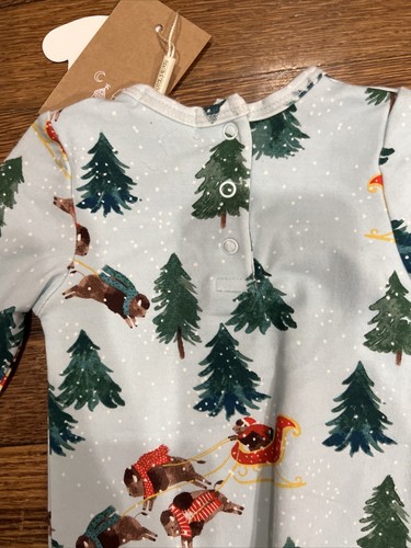 NWT Angel Dear Baby Knotted Gown 0-3 Months Christmas Holiday Winter Bison - Picture 6 of 7