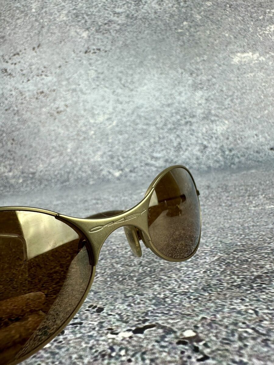 Y2K OAKLEY E Wire 90s Color Gold (frame) x Brown (lens) With Y2K OAKLEY E Wire 90s Color Gold (frame) x Brown (lens) With