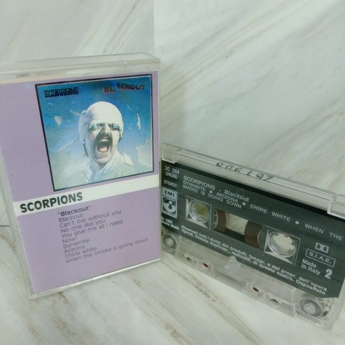 Scorpions 🎶 Blackout 🎶 Stereo Cassetta (Harvest Records 1982) - Foto 2 di 4