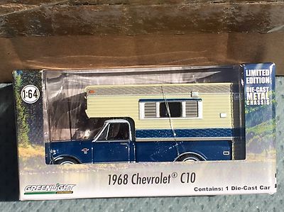 Greenlight  1968 Chevrolet  C10 Truck  w/ Camper  blue & White