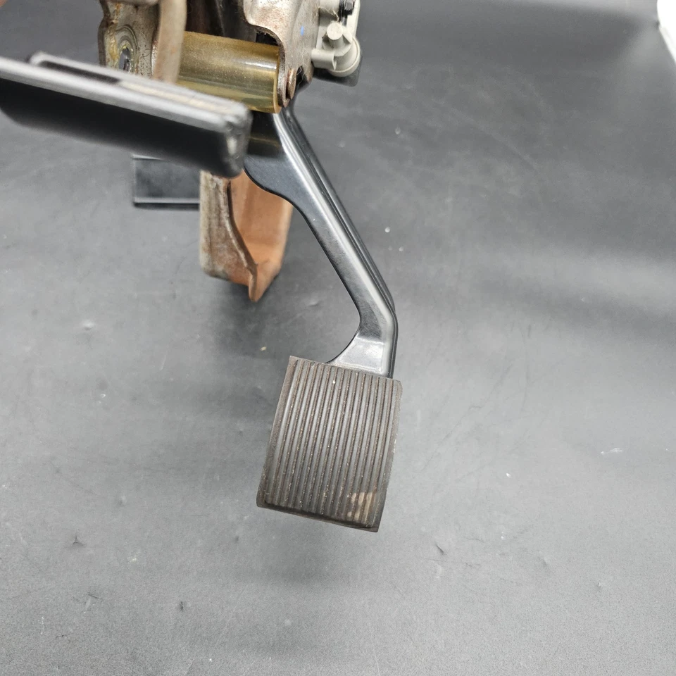 Conjunto de pedal de freno de estacionamiento Ford E150 E250 E350 2005-2024 palanca de emergencia OEM Foto 4 de 4