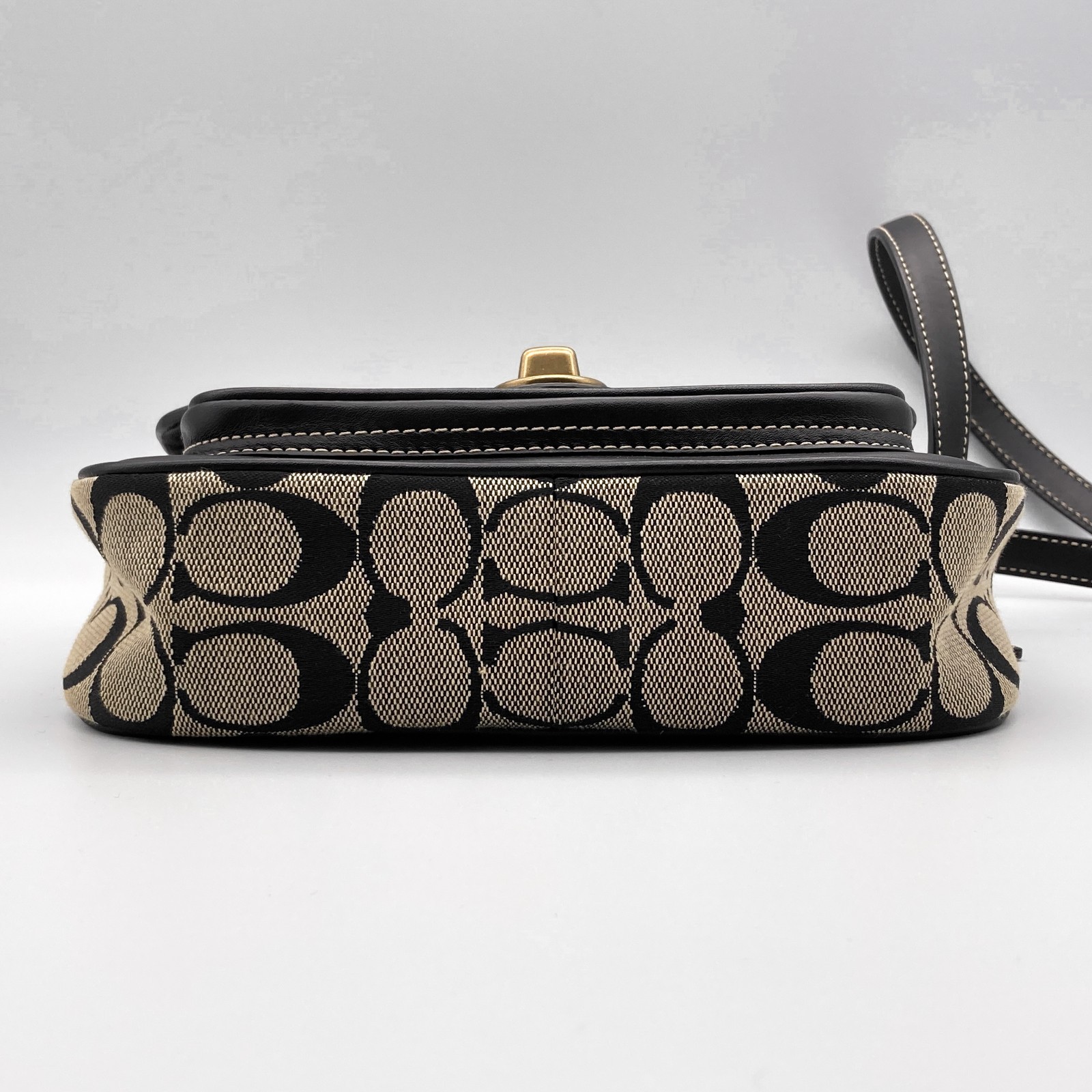 Auth COACH Signature Turn Lock One Shoulder Bag  F10566 Black Gold | B2557/N thumbnail 7