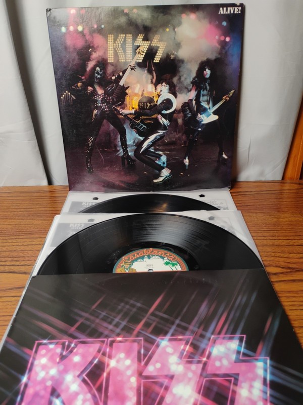 Kiss Alive 2xLP Vinyl Record RARE PROMO w/Booklet - Ludwig/RL Master NM/VG+