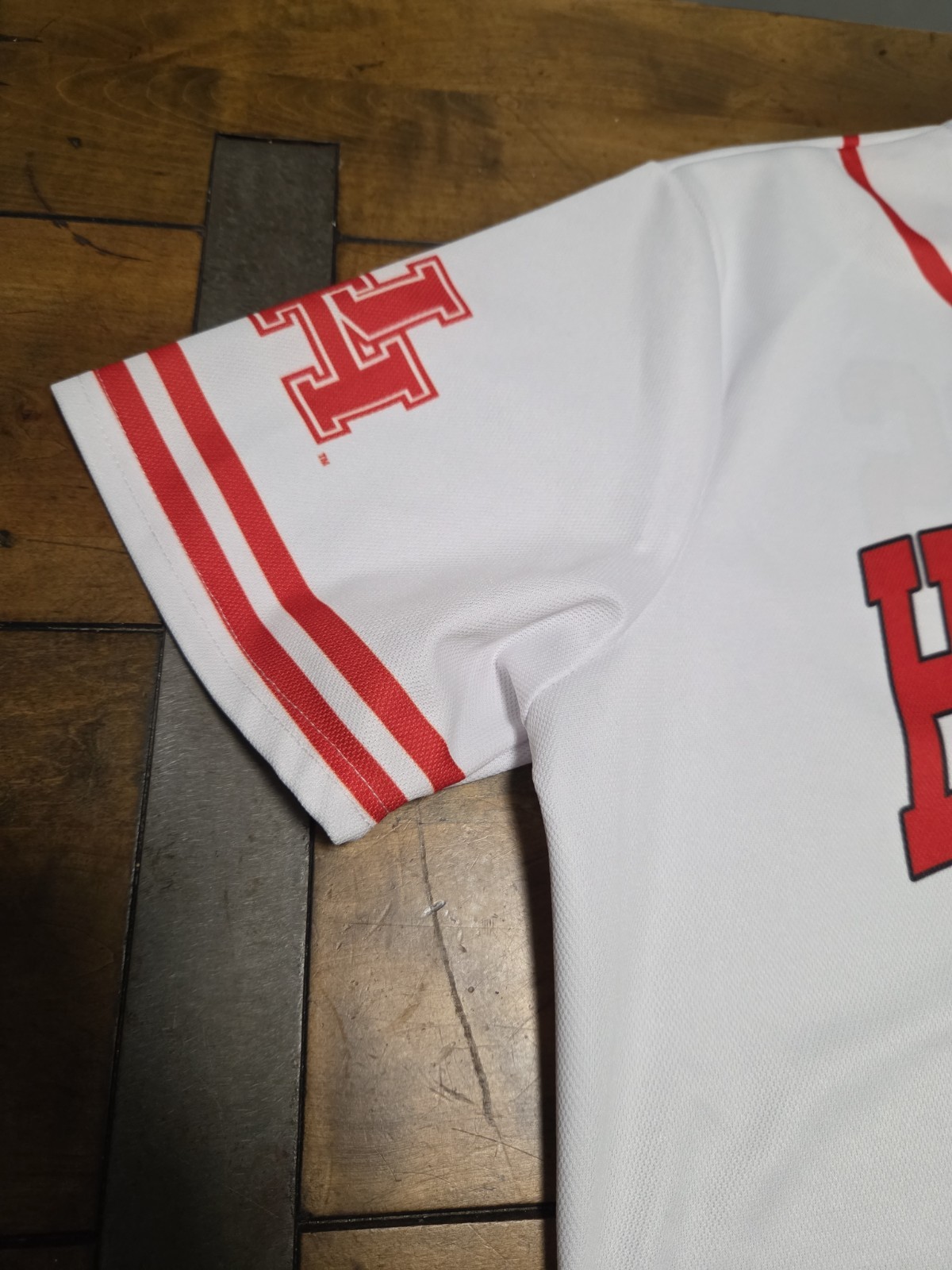 Colosseum Houston Cougars Free Spirited Mesh Baseball Jersey Men's Size XL image 7