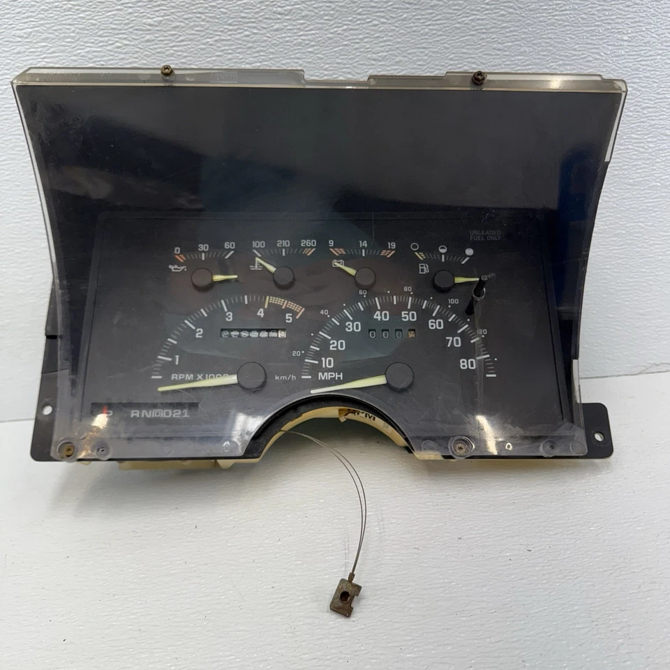 1988-1994 Chevrolet GMC CK Silverado Sierra painel de instrumentos 16129547 - Imagem 2 de 4
