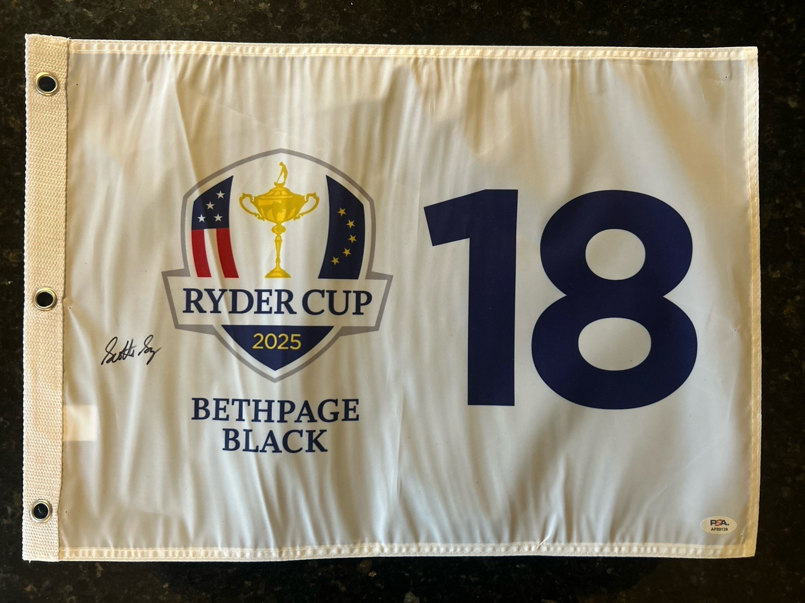 Scottie Schefller Autographed Signed Scottie Scheffler 2025 Ryder Cup Golf Pin Flag PSA COA 