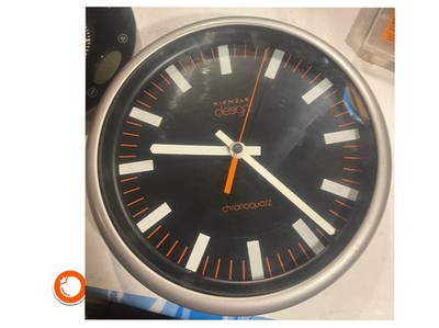 1970s Kienzle Design Chronoquartz Wall Clock Runs Well Metal Grey-Black Germany