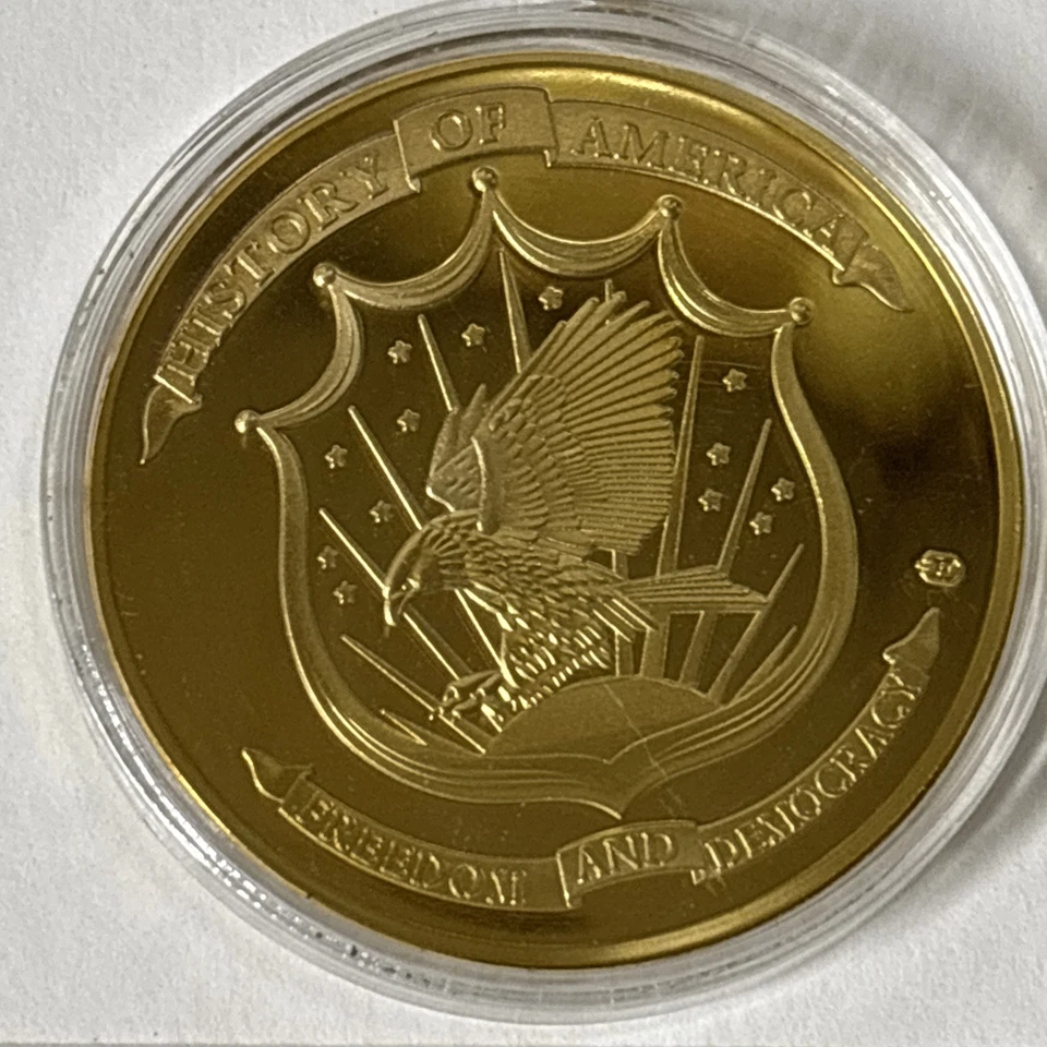 AMERICAN MINT SYMBOLS OF FREEDOM "STATUE OF LIBERTY / EAGLE"  GOLD PLATED COIN - Image 3 of 4