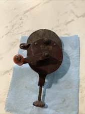 Wards Lakeside hand crank bench grinder