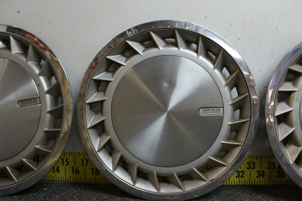 Juego de 4 tapacubos tapacubos de 14" OEM cubiertas de rueda 464 1988-90 Plymouth Acclaim Voyager (2325 Foto 3 de 4