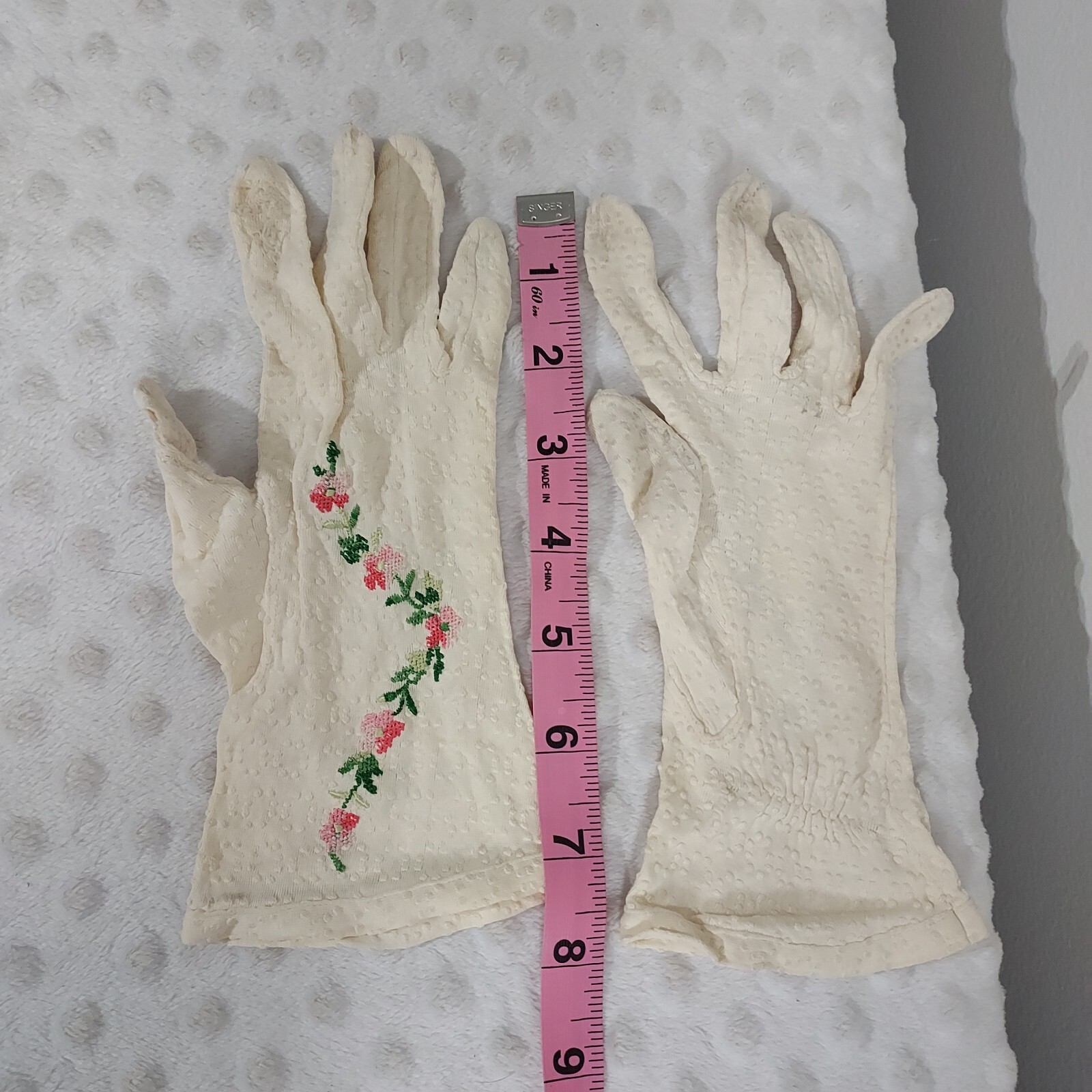 Vintage White Floral Gloves Formal Kayser 6  Dot Embroidered Pink Green Flowers 