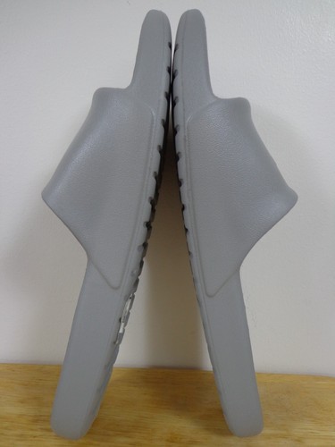 New Balance Men's Flip Flop Size 15-D - Picture 23 of 24
